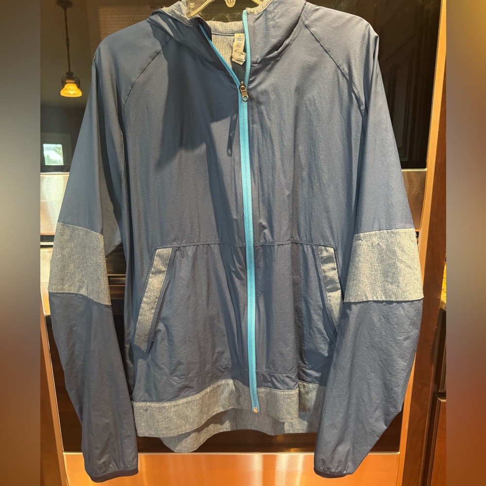 lululemon athletica Navy and Blue Windbreaker